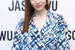 钟楚曦高个子穿搭秘诀：168cm显瘦气场全开