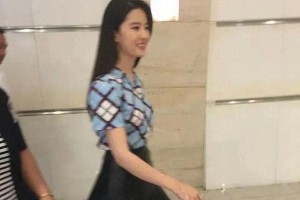刘亦菲十年变化：从瘦弱到丰满的成长历程